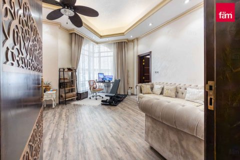 5 bedrooms Villa in Dubai, UAE No. 203169 12