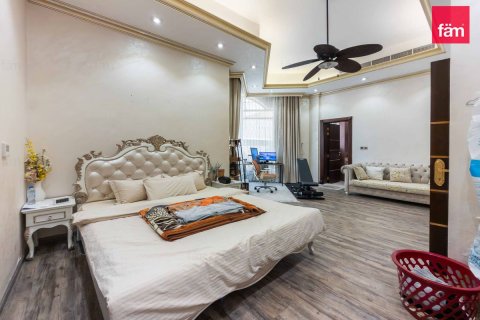 5 bedrooms Villa in Dubai, UAE No. 203169 13