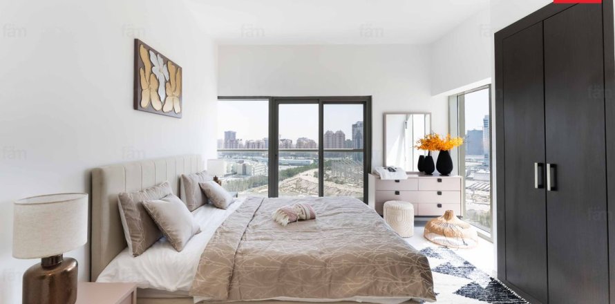 2 bedrooms Apartment in Motor City, UAE No. 215901