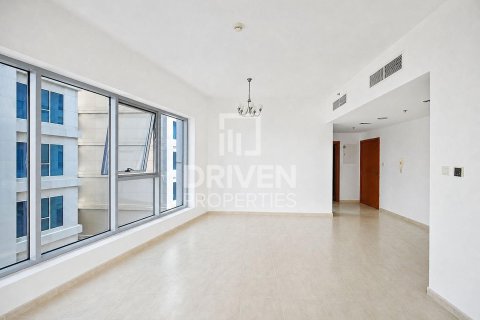 2 bedrooms Apartment in Dubai Residence Complex, UAE No. 221248 9