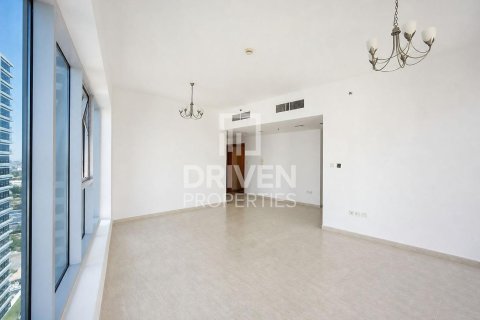 2 bedrooms Apartment in Dubai Residence Complex, UAE No. 221248 4