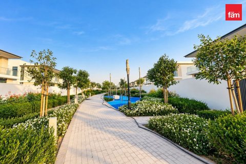 5 bedrooms Villa in Dubai, UAE No. 213352 15