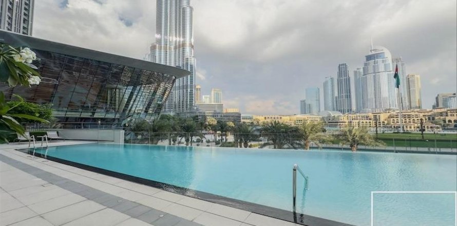 Apartment de 3 dormitorios en Opera District, UAE No. 206000