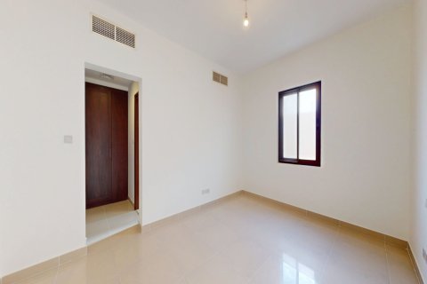 5 bedrooms Villa in Dubai, UAE No. 217093 9