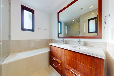 5 bedrooms Villa in Dubai, UAE No. 217093 19