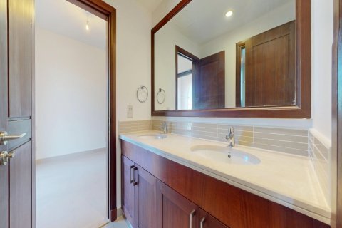 5 bedrooms Villa in Dubai, UAE No. 217093 13