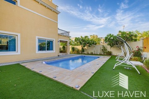 Вилла с 4 спальнями в Legacy Nova Villas, ОАЭ №10621 23