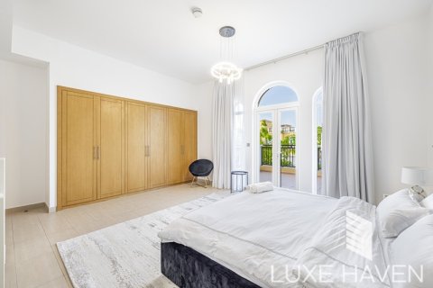 Вилла с 4 спальнями в Legacy Nova Villas, ОАЭ №10621 18