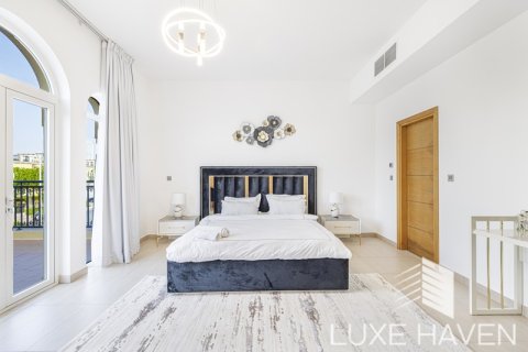 Вилла с 4 спальнями в Legacy Nova Villas, ОАЭ №10621 13