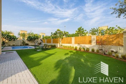 Вилла с 4 спальнями в Legacy Nova Villas, ОАЭ №10621 22