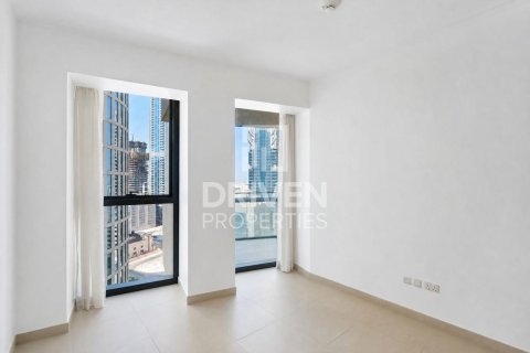 Квартира с 2 спальнями в Burj Vista, ОАЭ №218633 7