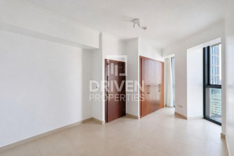 Квартира с 2 спальнями в Burj Vista, ОАЭ №218633 11