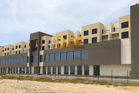 Здание 2508.4м² в Al Warsan, ОАЭ №4678 5