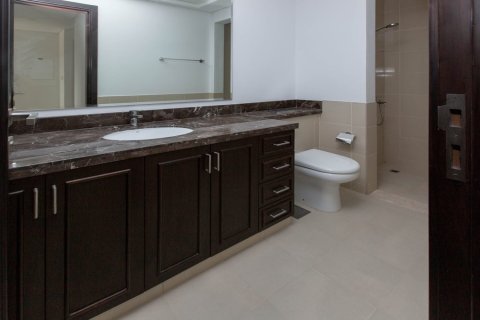 3 bedrooms Villa in Bella Casa, UAE No. 167544 10