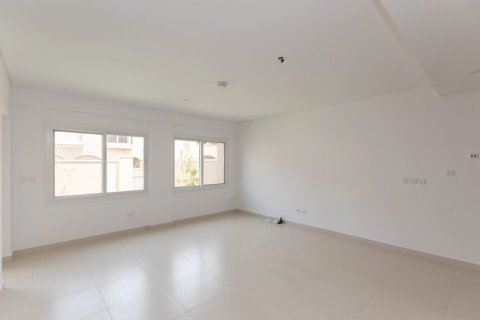 3 bedrooms Villa in Bella Casa, UAE No. 167544 27