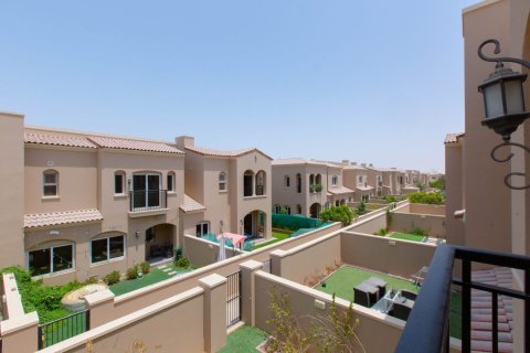3 bedrooms Villa in Bella Casa, UAE No. 167544 6