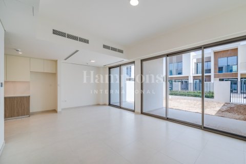 Townhouse de 3 dormitorios en The Valley, UAE No. 223722 16