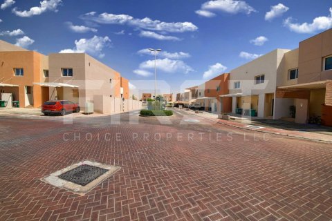 Villa de 2 chambres à Abu Dhabi, UAE No. 172854 20