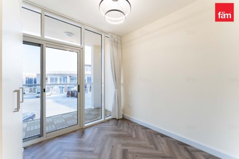 Townhouse de 2 dormitorios en Dubai, UAE No. 205535 6