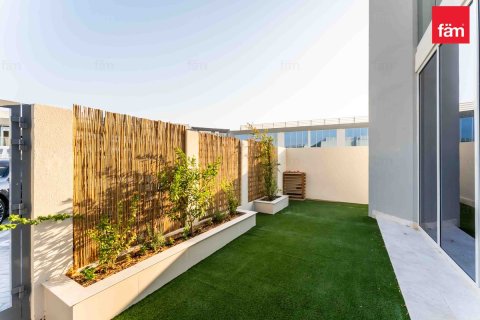 Townhouse de 2 dormitorios en Dubai, UAE No. 205535 12