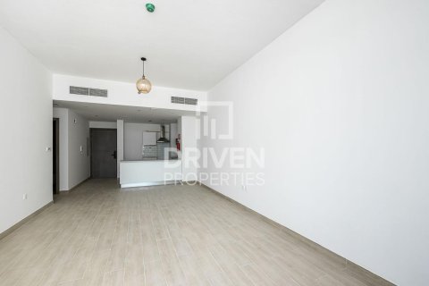 Квартира с 2 спальнями в Dubai Residence Complex, ОАЭ №226109 4