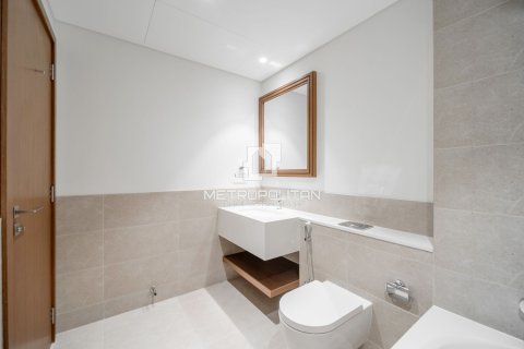 Appartement de 1 chambre à EMAAR Beachfront, UAE No. 129955 19