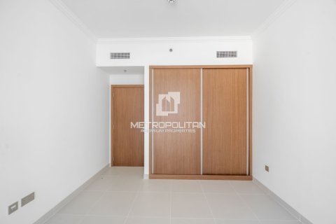 Appartement de 1 chambre à EMAAR Beachfront, UAE No. 129955 9
