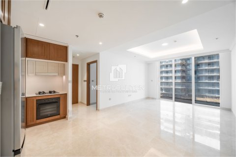 Appartement de 1 chambre à EMAAR Beachfront, UAE No. 129955 3
