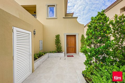 3 bedrooms Villa in Dubai, UAE No. 203122 5