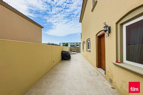 3 bedrooms Villa in Dubai, UAE No. 203122 4