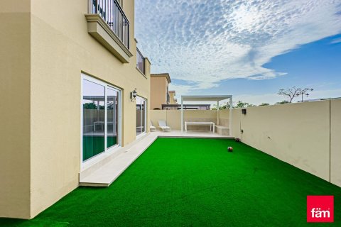 3 bedrooms Villa in Dubai, UAE No. 203122 11