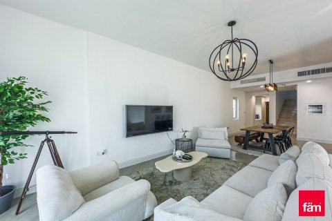 3 bedrooms Villa in Dubai, UAE No. 203122 21