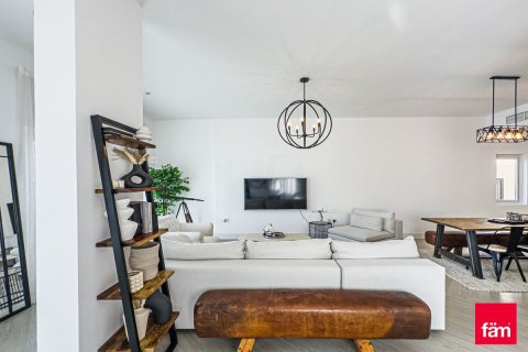 3 bedrooms Villa in Dubai, UAE No. 203122 18