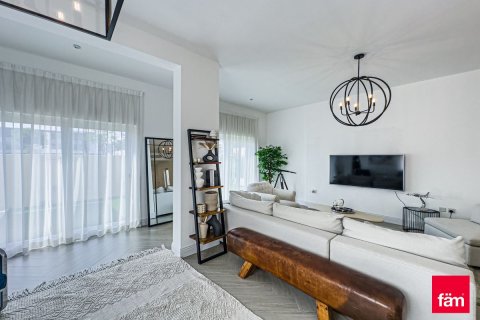 3 bedrooms Villa in Dubai, UAE No. 203122 23