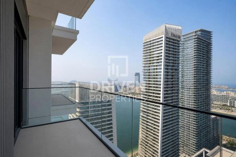 Apartment de 4 dormitorios en EMAAR Beachfront, UAE No. 199951 17