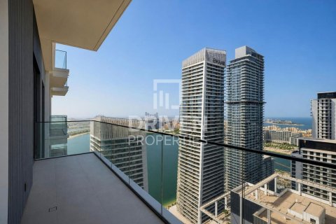 Apartment de 4 dormitorios en EMAAR Beachfront, UAE No. 199951 13