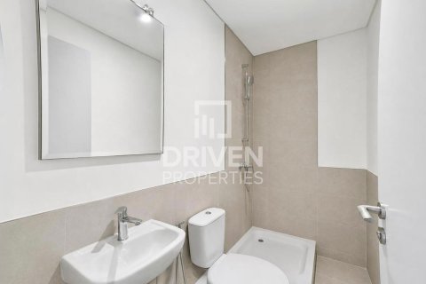 Apartment de 4 dormitorios en EMAAR Beachfront, UAE No. 199951 8