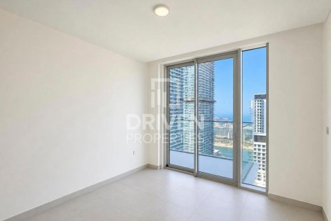 Apartment de 4 dormitorios en EMAAR Beachfront, UAE No. 199951 19