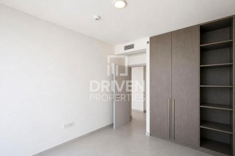 Apartment de 4 dormitorios en EMAAR Beachfront, UAE No. 199951 6