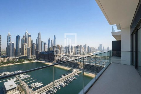 Apartment de 4 dormitorios en EMAAR Beachfront, UAE No. 199951 16