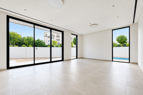 Villa de 5 dormitorios en Dubai Festival City, UAE No. 221645