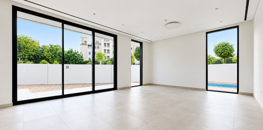 Villa de 5 dormitorios en Dubai Festival City, UAE No. 221645