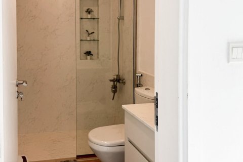3 bedrooms Duplex in Zahra Breeze Apartments, UAE No. 167264 6