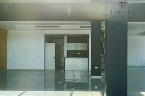 929m² Commercial property in Al Barsha South, UAE No. 47688 4