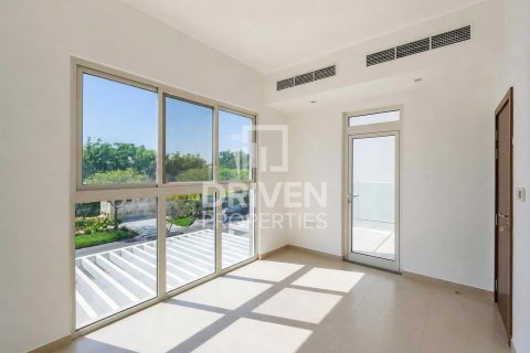 1 bedroom Villa in Arabella Townhouses, UAE No. 218661 18