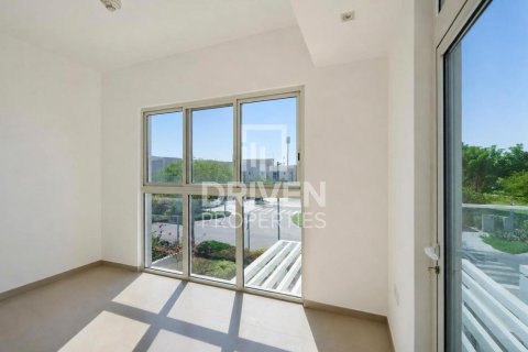 1 bedroom Villa in Arabella Townhouses, UAE No. 218661 17