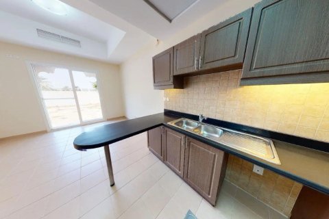 Villa de 4 dormitorios en Dubai Silicon Oasis, UAE No. 221660 15