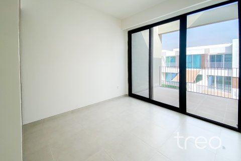 Villa de 4 dormitorios en Nara, UAE No. 174131 16