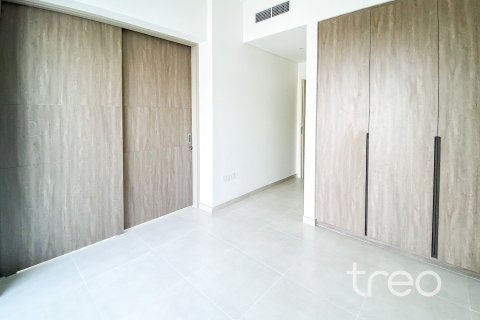 Villa de 4 dormitorios en Nara, UAE No. 174131 3