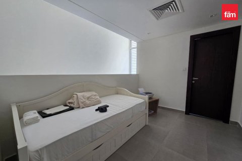 3 bedrooms Townhouse in Dubai, UAE No. 200350 12